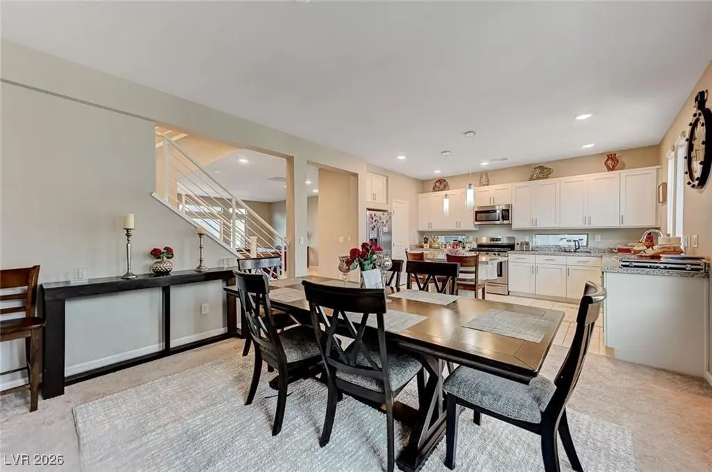 Photo of Listing #2749256