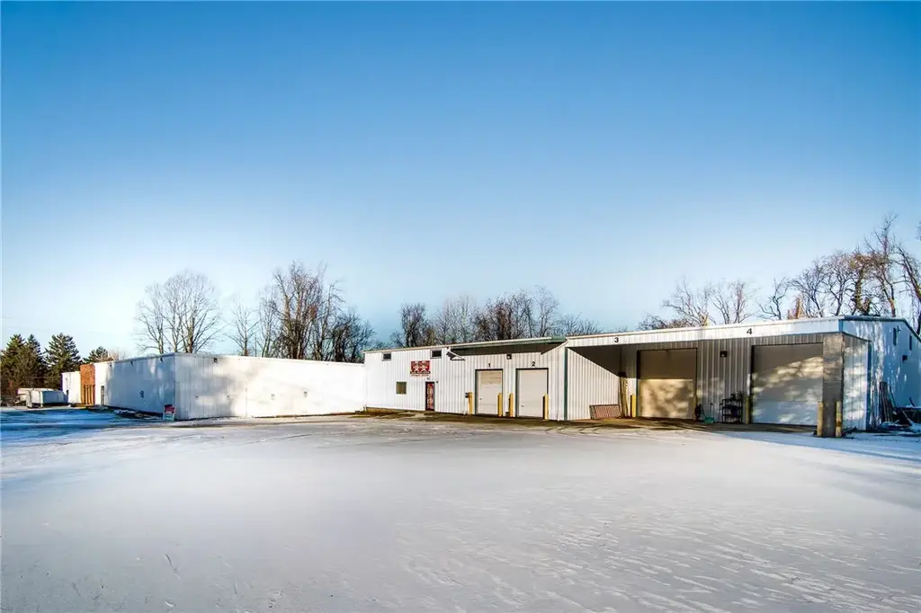 6675 Lincoln Highway West, Hempfield