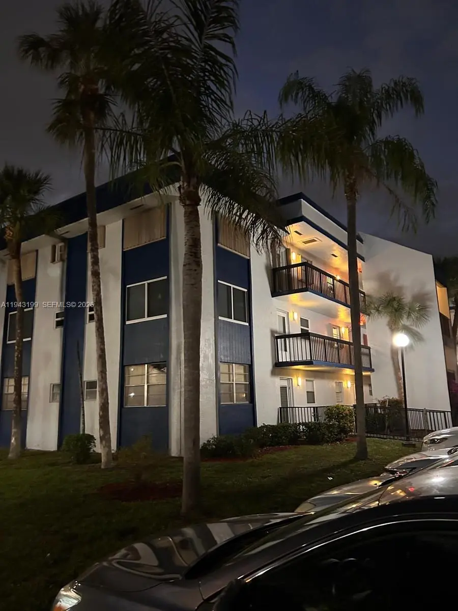 Photo of Listing #A11943199