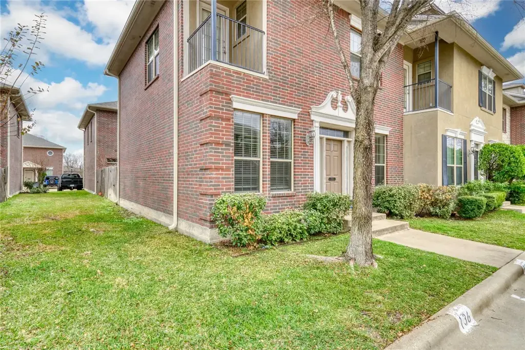 136 Forest Drive, College Station