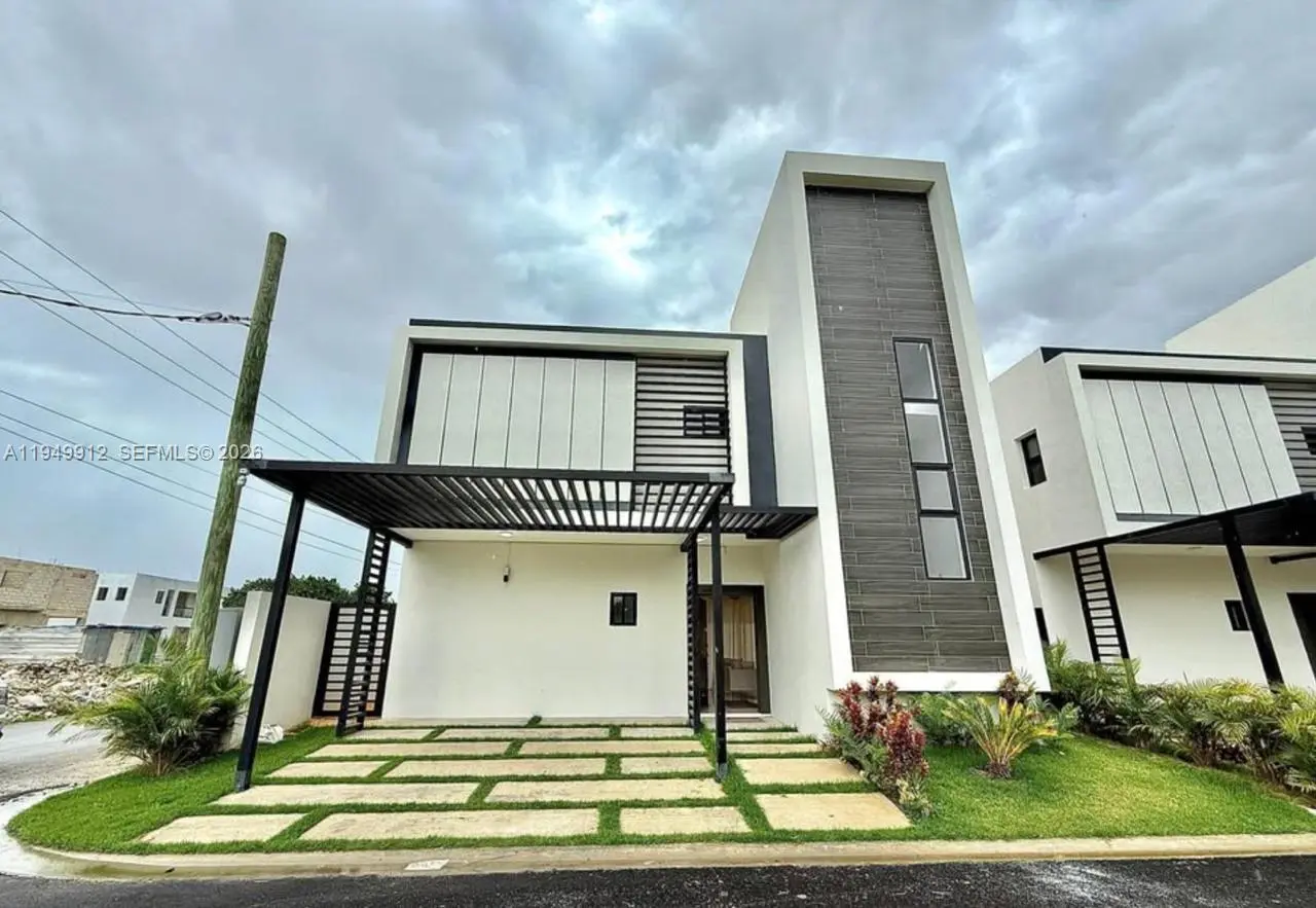 Photo of Listing #A11949912