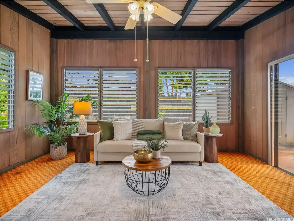 2241 Aupaka Street, Pearl City