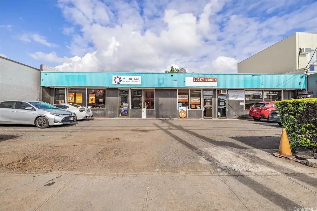 2046 N King Street, Honolulu