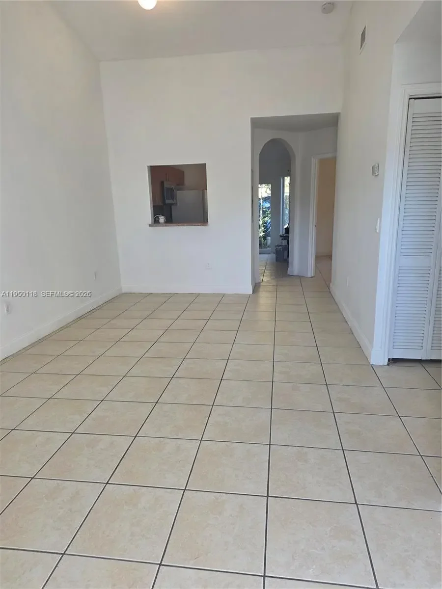 Photo of Listing #A11950118