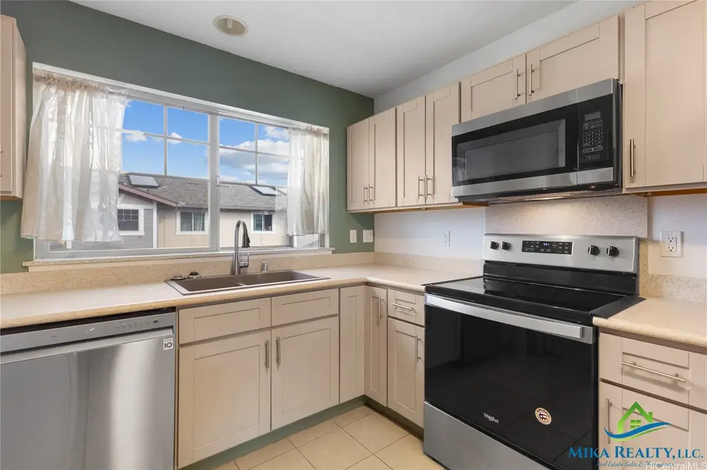 91-1247 Kamaaha Avenue # 703, Kapolei