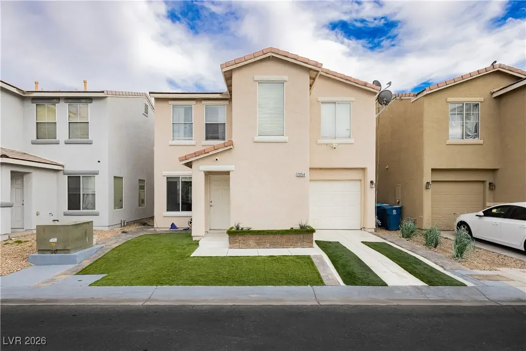 Photo of Listing #2749475