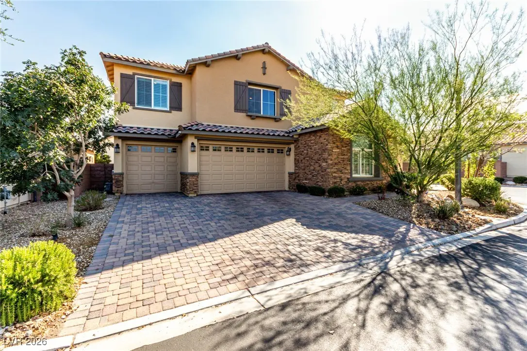 Photo of Listing #2749824