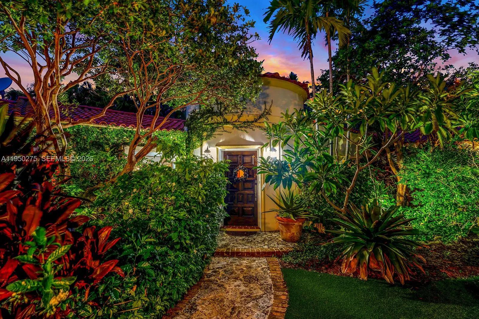 Photo of Listing #A11950275