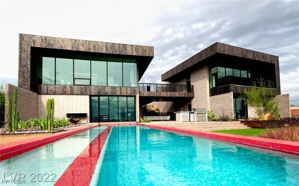 Photo of Listing #2749847