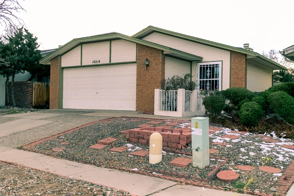 10214 Oso Grande Road Ne, Albuquerque