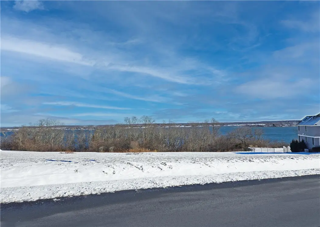 Vanderbilt Ln, Portsmouth