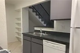 Photo of Listing #2749915