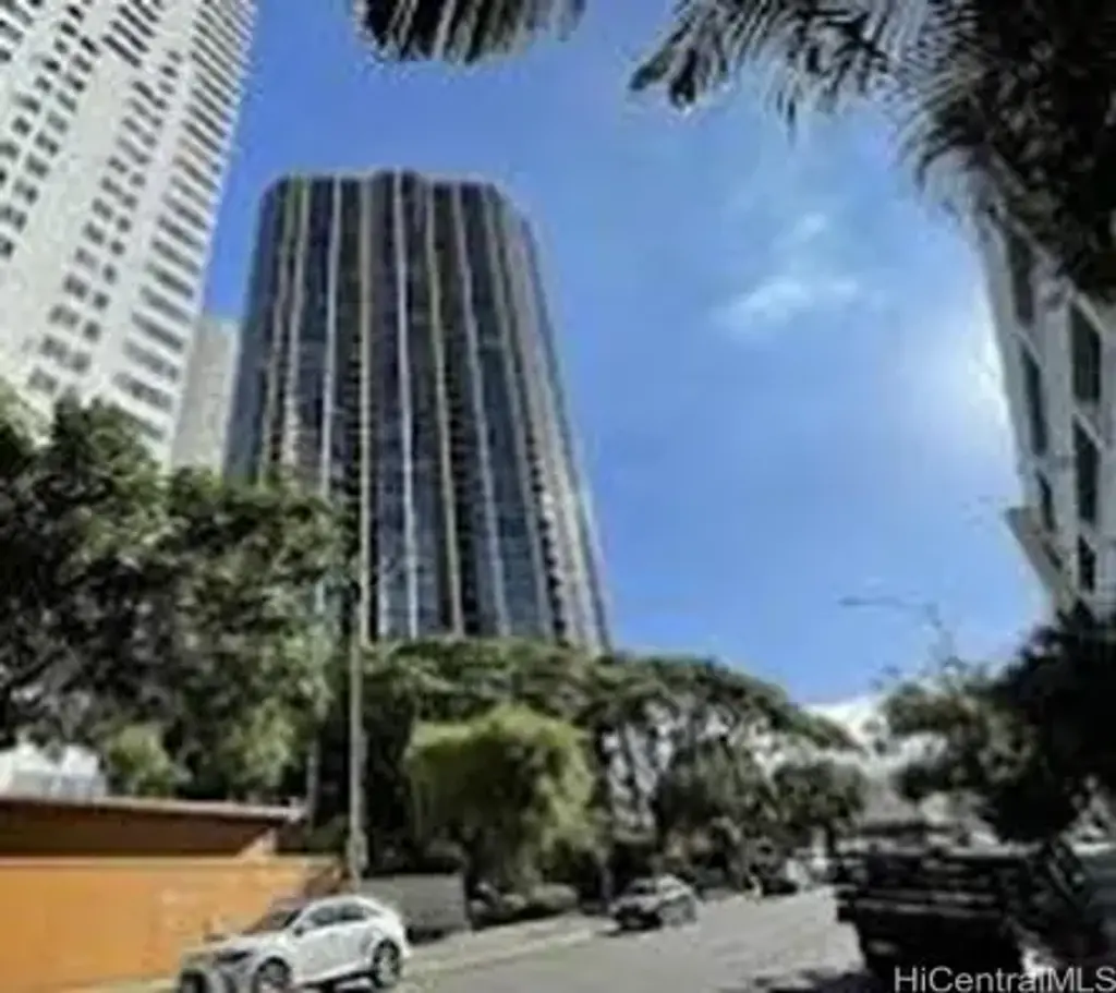 60 N Beretania Street # 3807, Honolulu