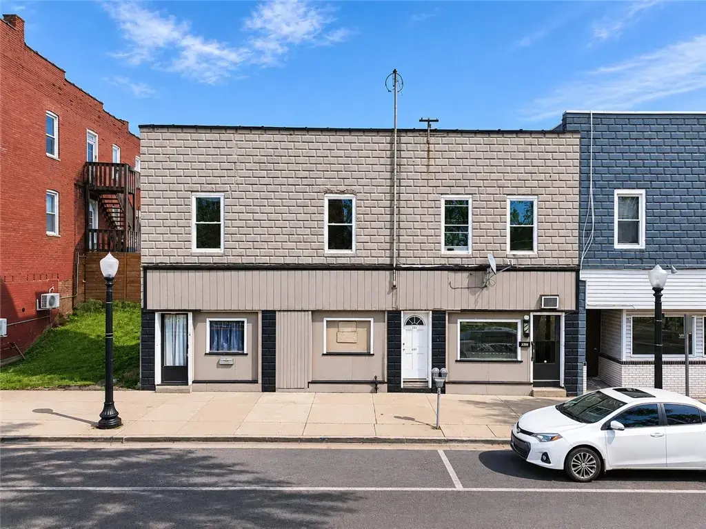 221 5th Street , Ellwood City