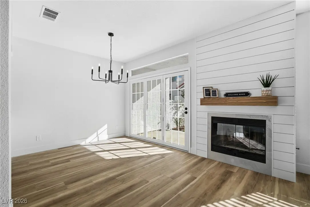 Photo of Listing #2749759