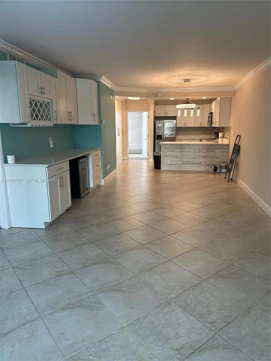 Photo of Listing #A11950599