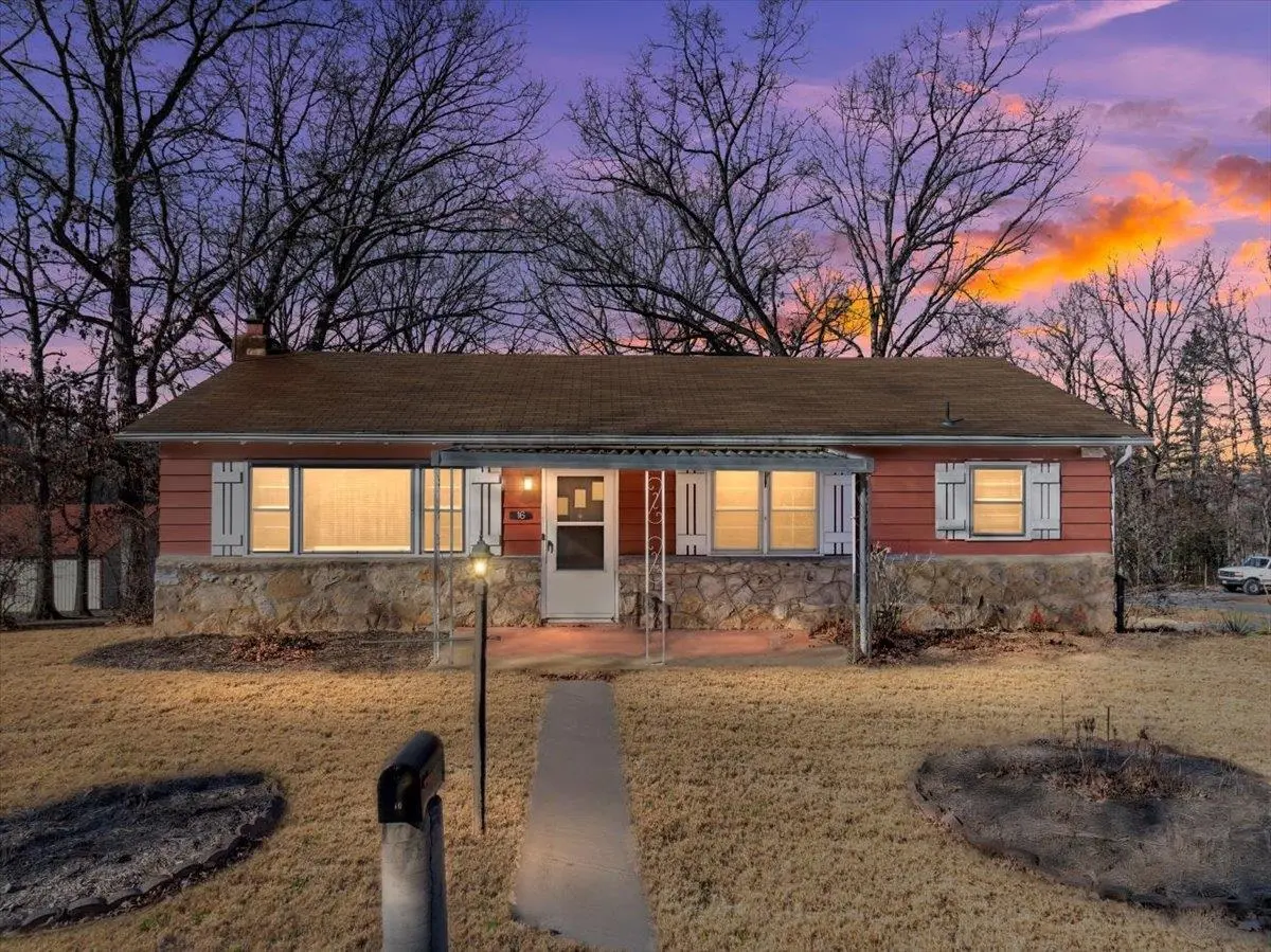 16 Sundance Retreat Ln, New Market