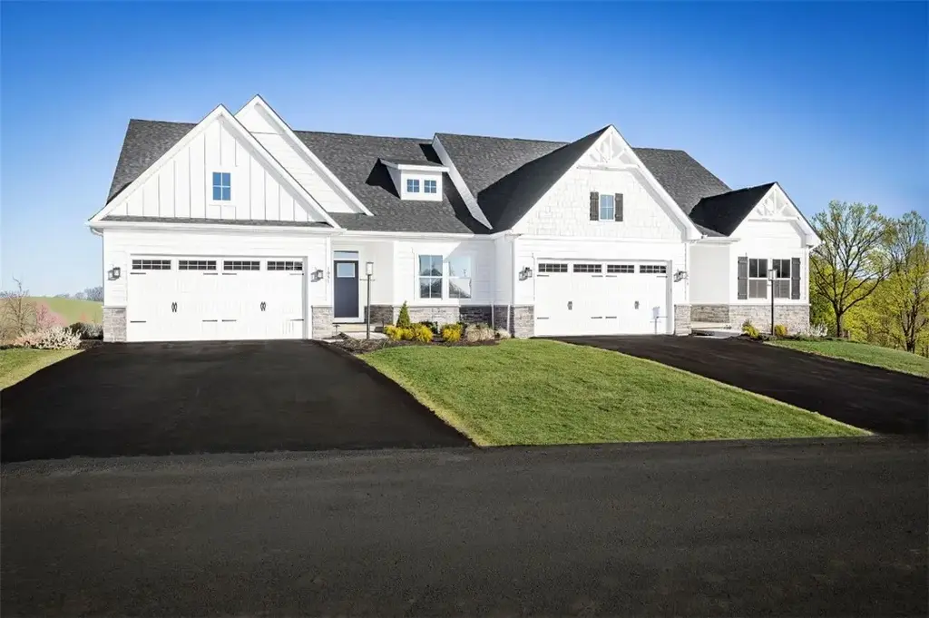 1049 Black Sands Drive, Penn