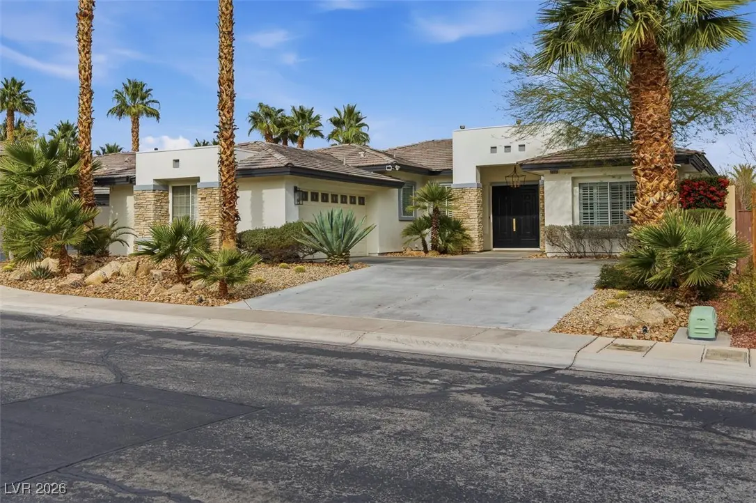 Photo of Listing #2750176