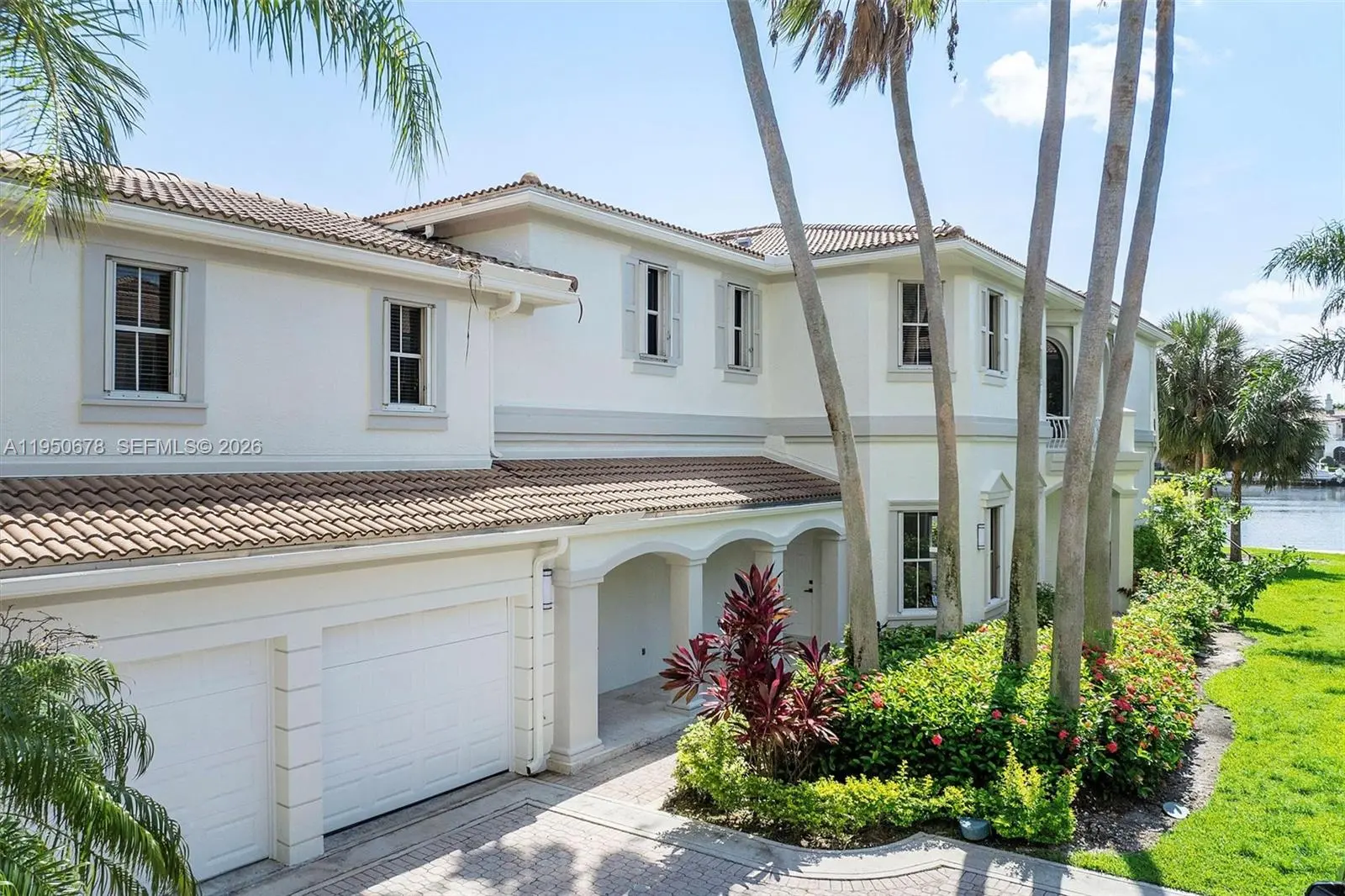 Photo of Listing #A11950678