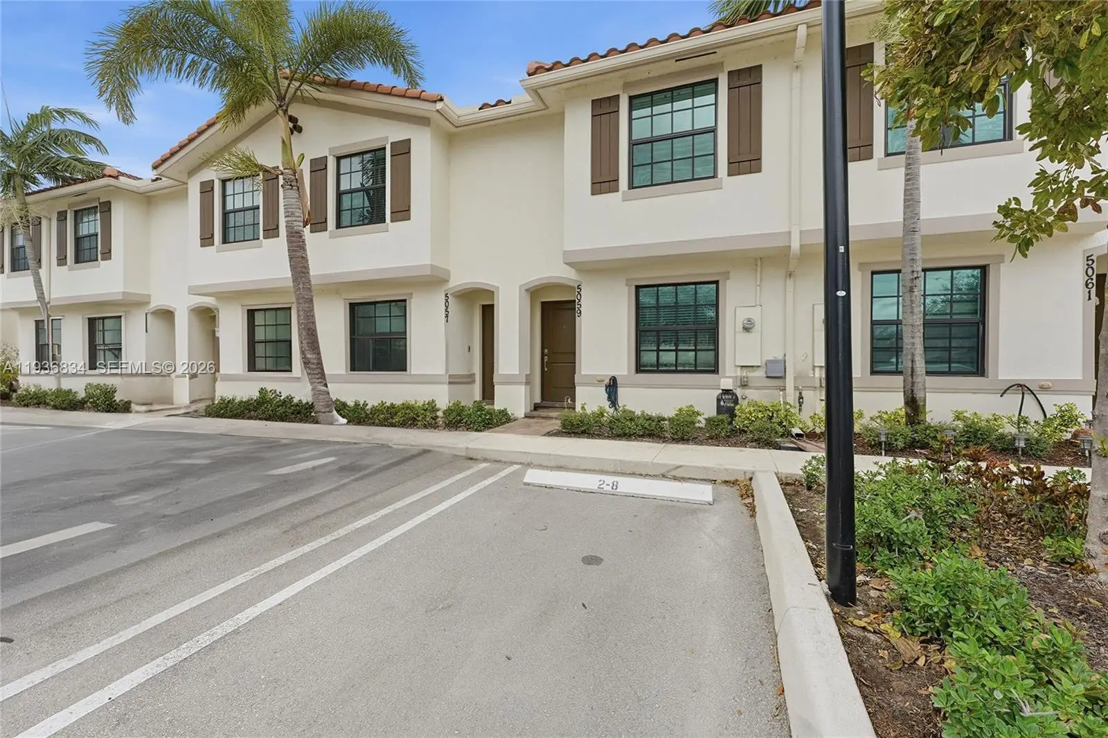 Photo of Listing #A11936834