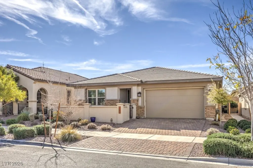 Photo of Listing #2749367