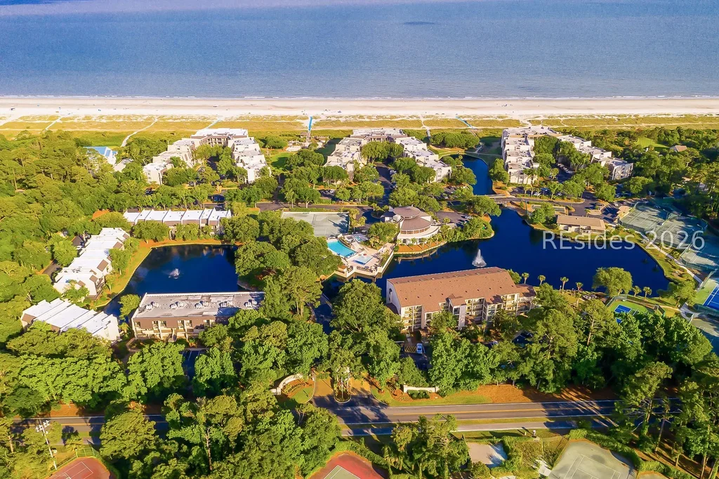 85 Folly Field Road 10-109, Hilton Head Island