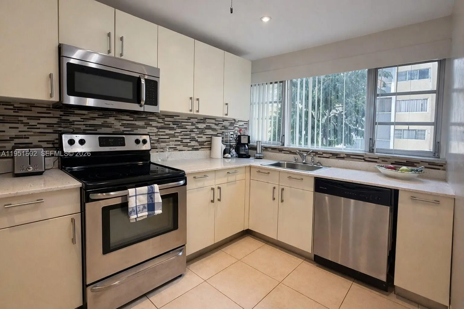 Photo of Listing #A11951602