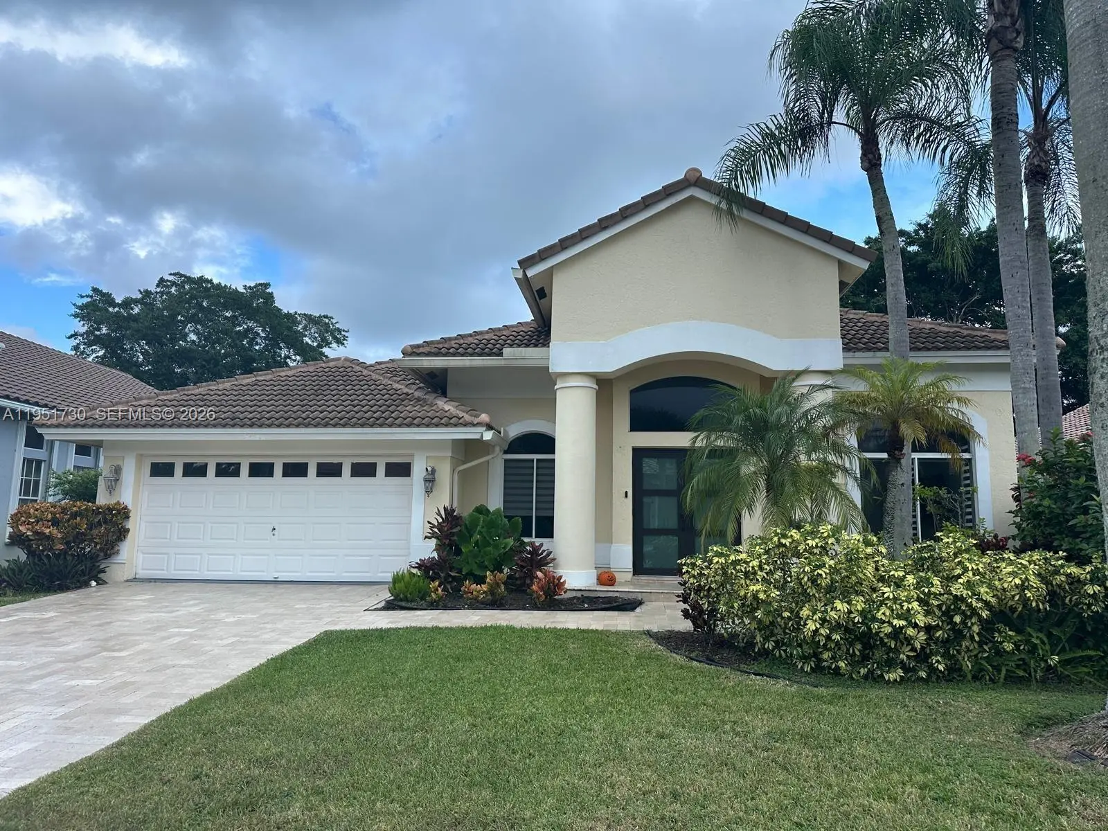 Photo of Listing #A11951730