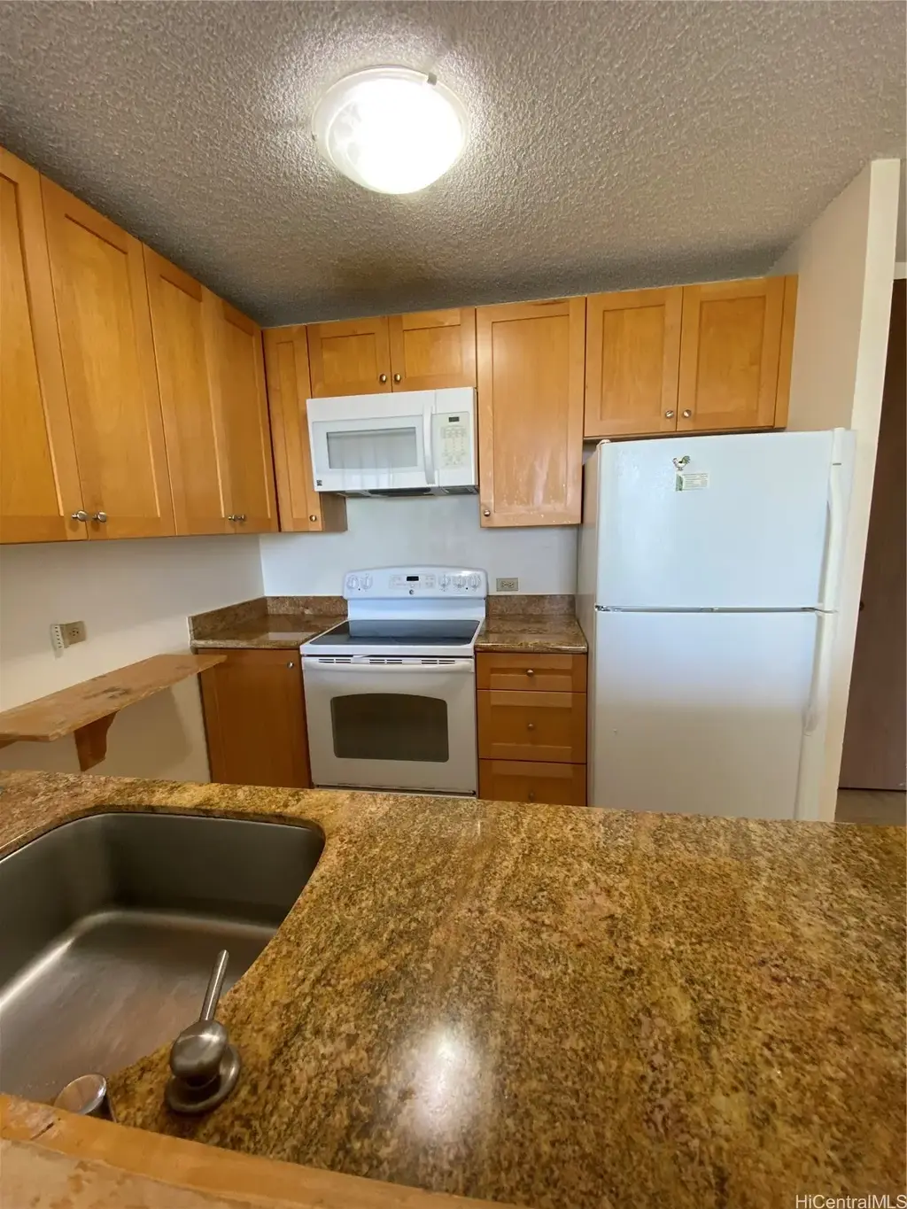 98-410 Koauka Loop # 31c, Aiea