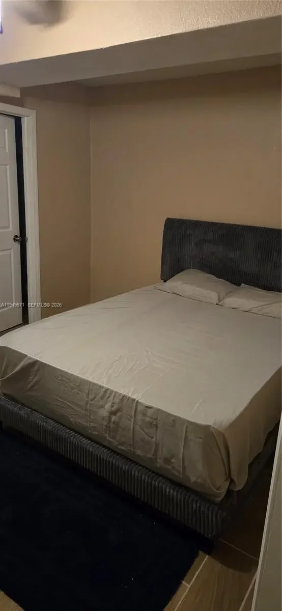 Photo of Listing #A11949571