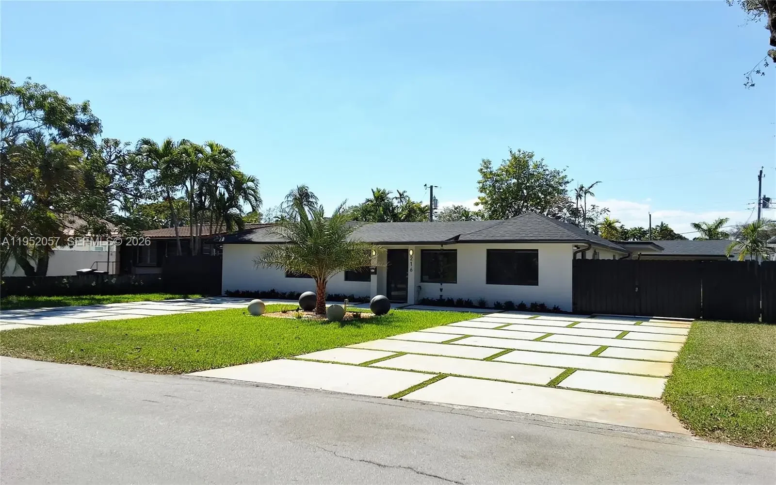 Photo of Listing #A11952057