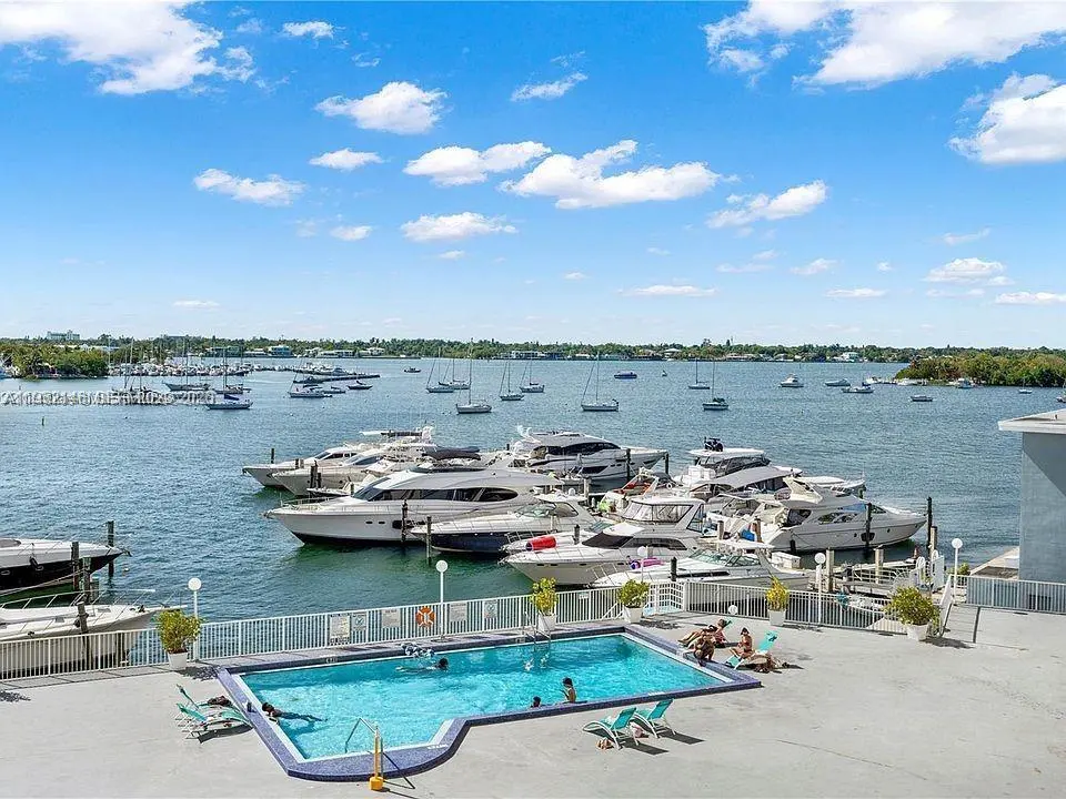 Photo of Listing #A11952146