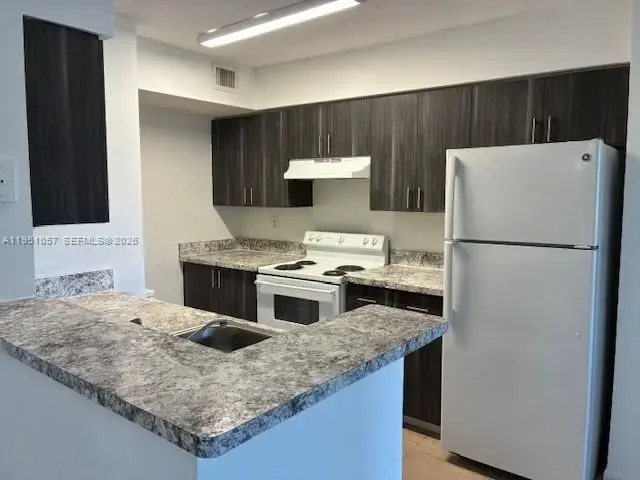 Photo of Listing #A11951057