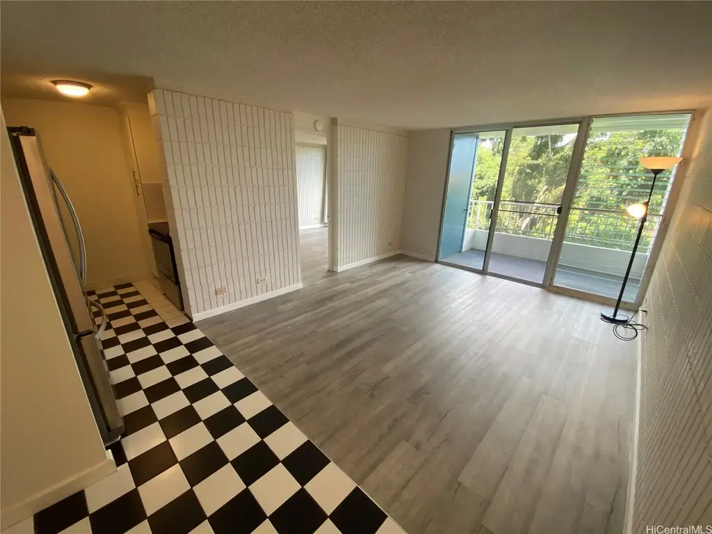 46-283 Kahuhipa Street # C206, Kaneohe