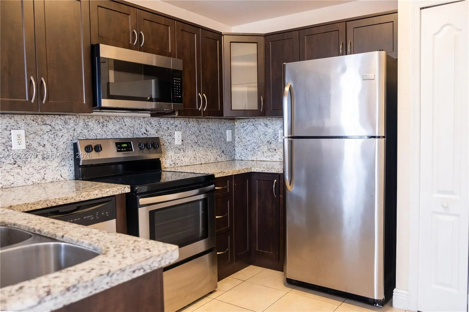 Photo of Listing #A11952278