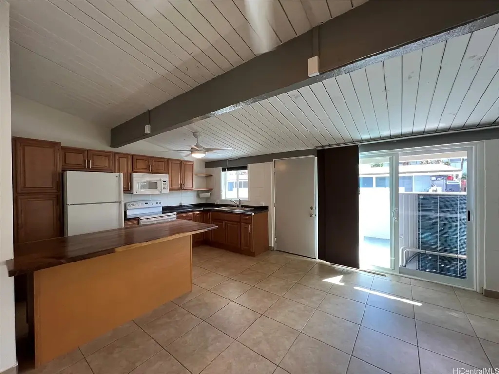 68-190 Au Street # D, Waialua
