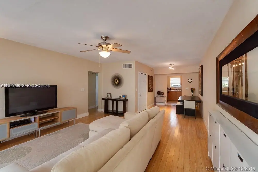 Photo of Listing #A11950998