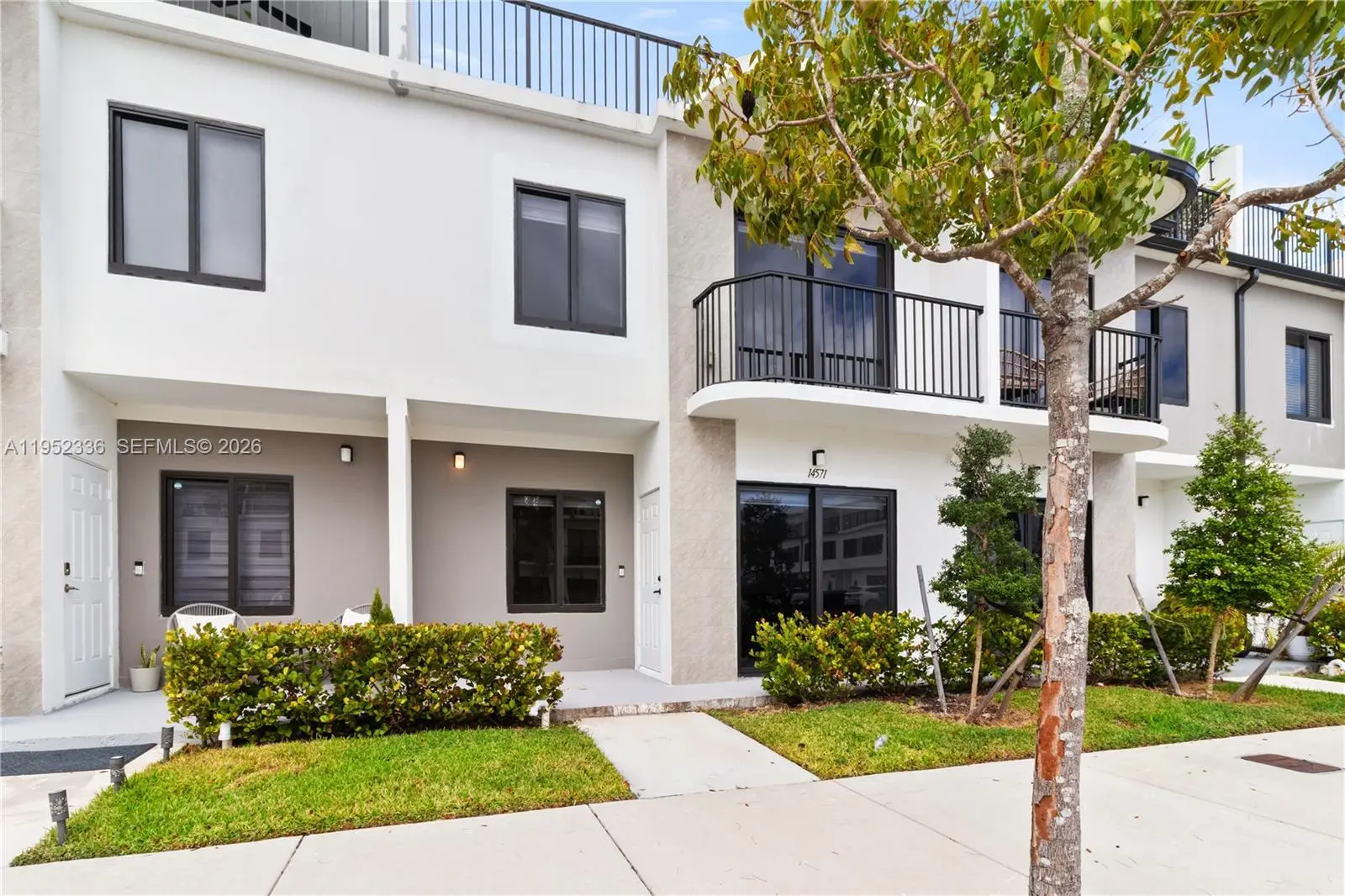 Photo of Listing #A11952336