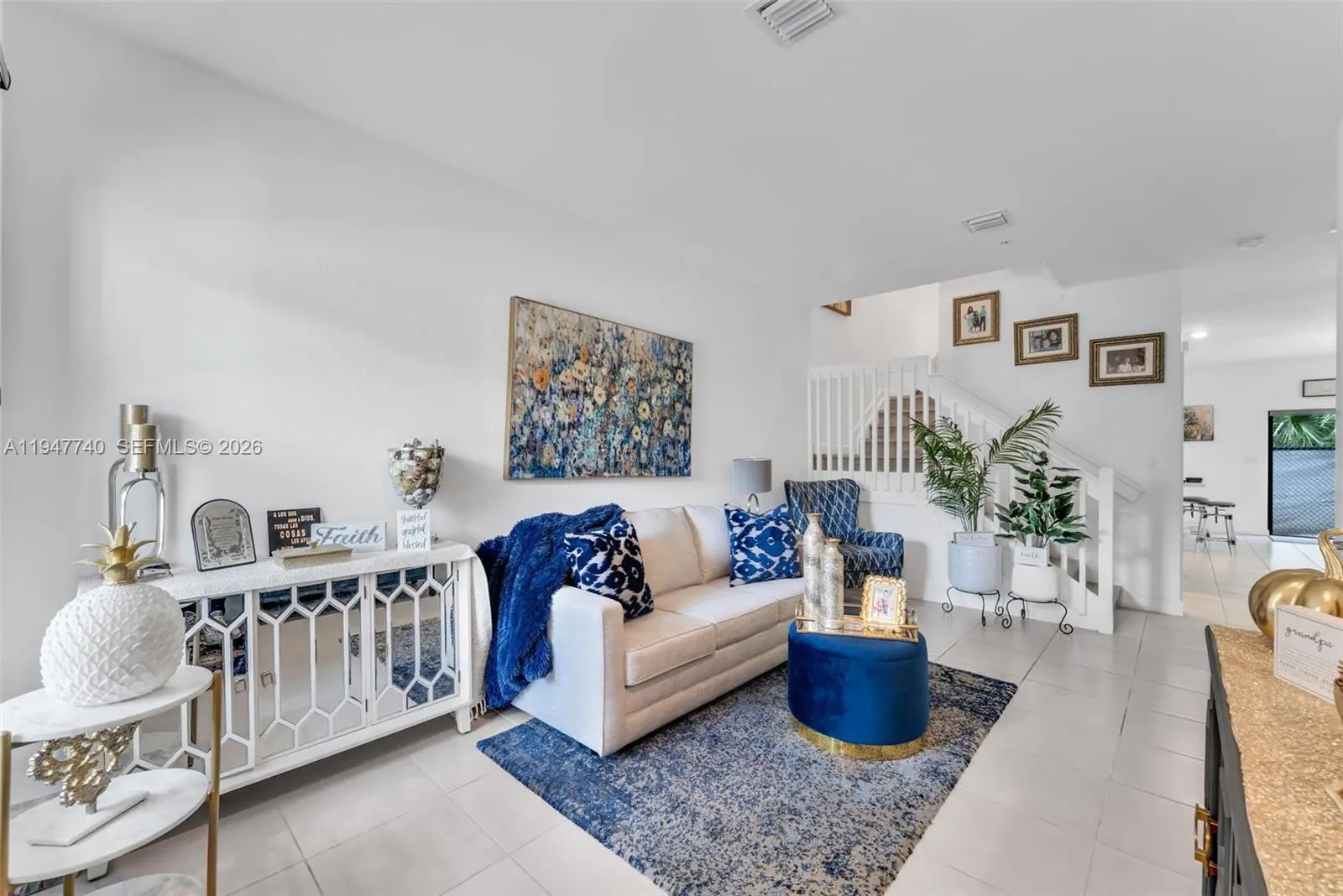 Photo of Listing #A11947740