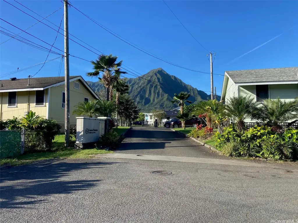 45-850 Luana Place # H1, Kaneohe