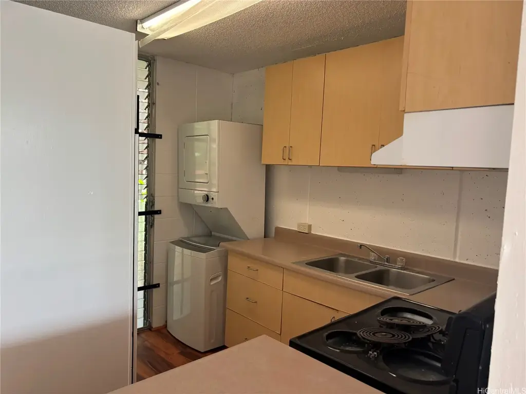 95-014 Waihonu Street # 404, Honolulu