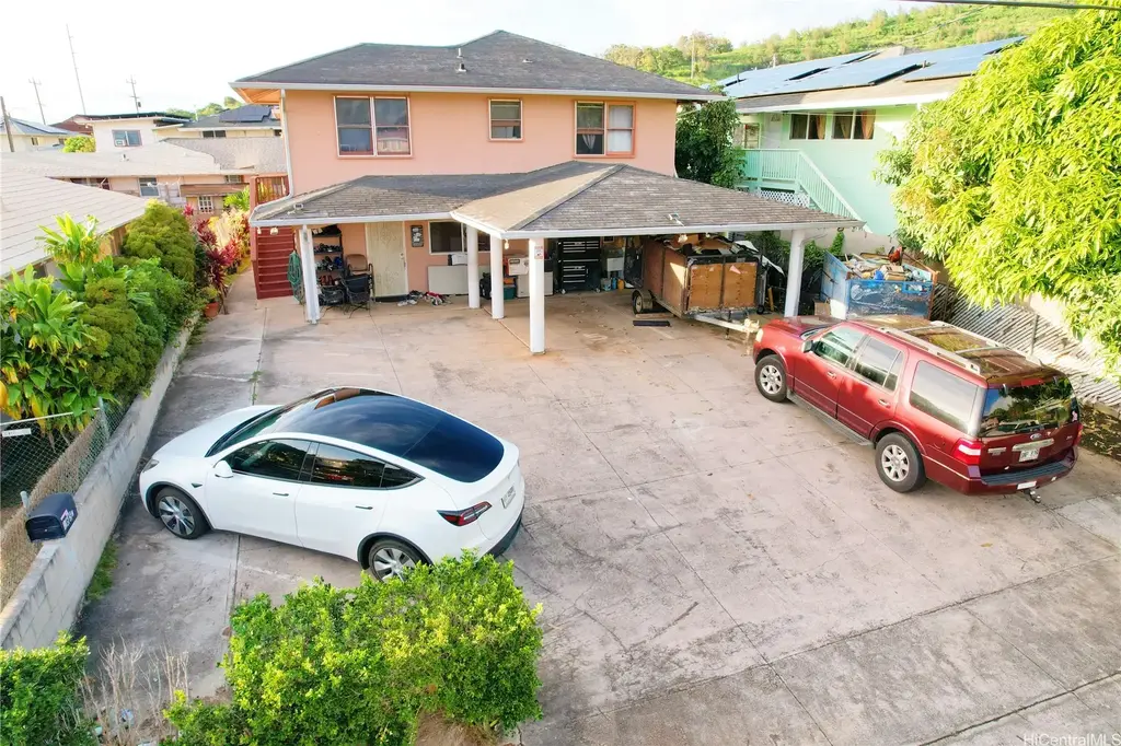 1652 Hauiki Street, Honolulu