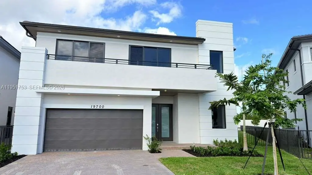 Photo of Listing #A11951753