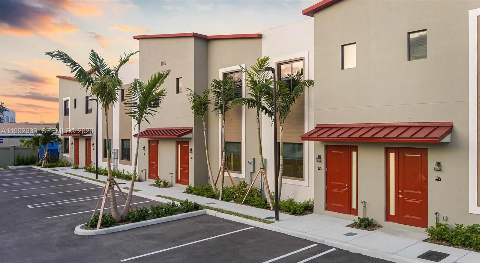 Photo of Listing #A11952939