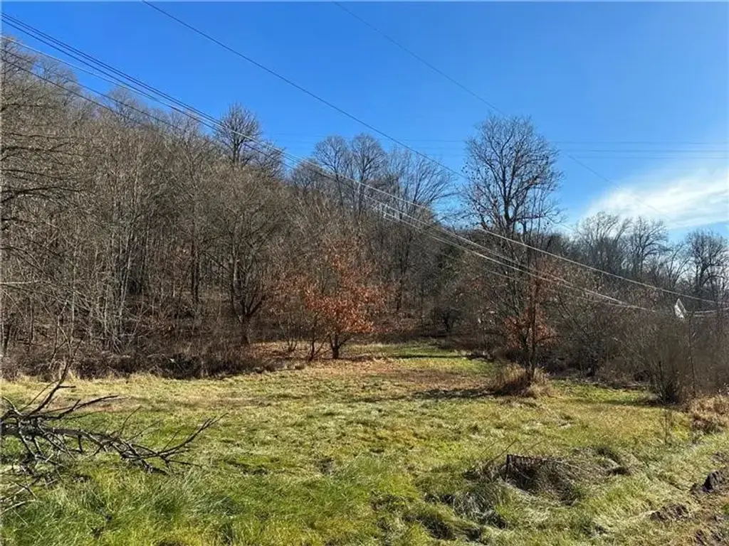 1461 Keibler Beach Lane, Upper Burrell