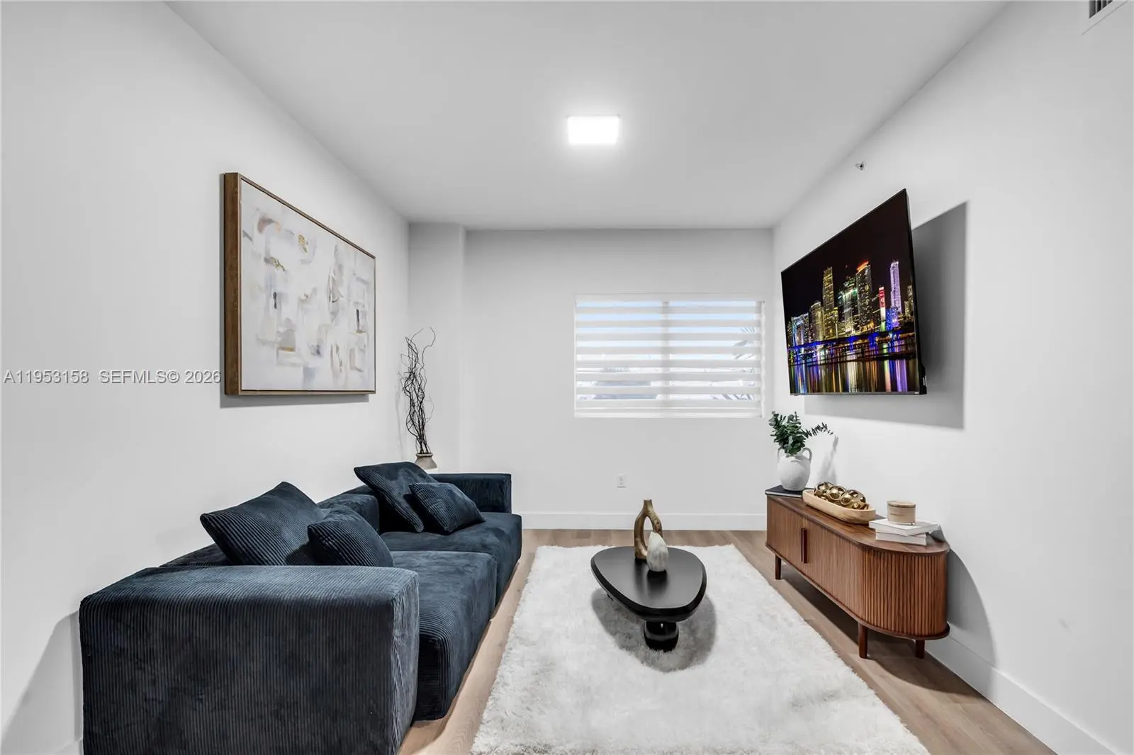 Photo of Listing #A11953158