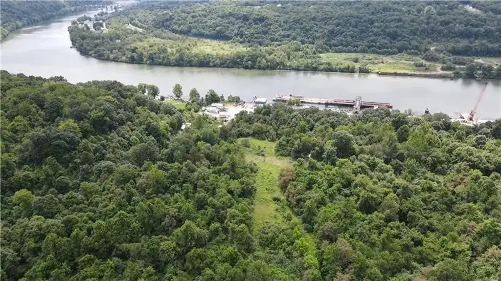 88 Low Hill Road , Centerville