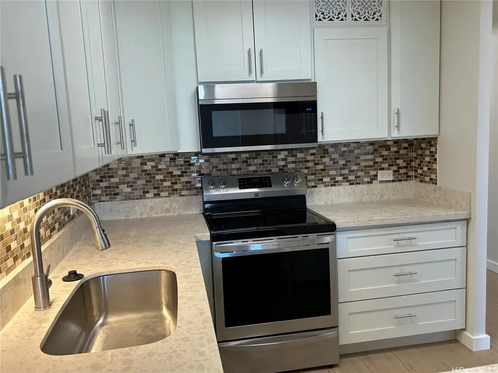 2575 Kuhio Avenue # 1304, Honolulu