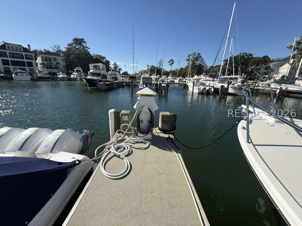 J-159 Wh Marina Wh Marina J-159, Hilton Head Island